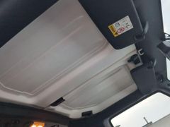 JEEP Wrangler Sport 2.8 CRD Unfallfrei