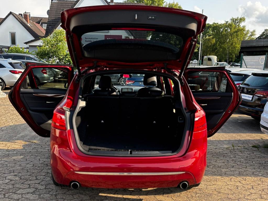 BMW 225