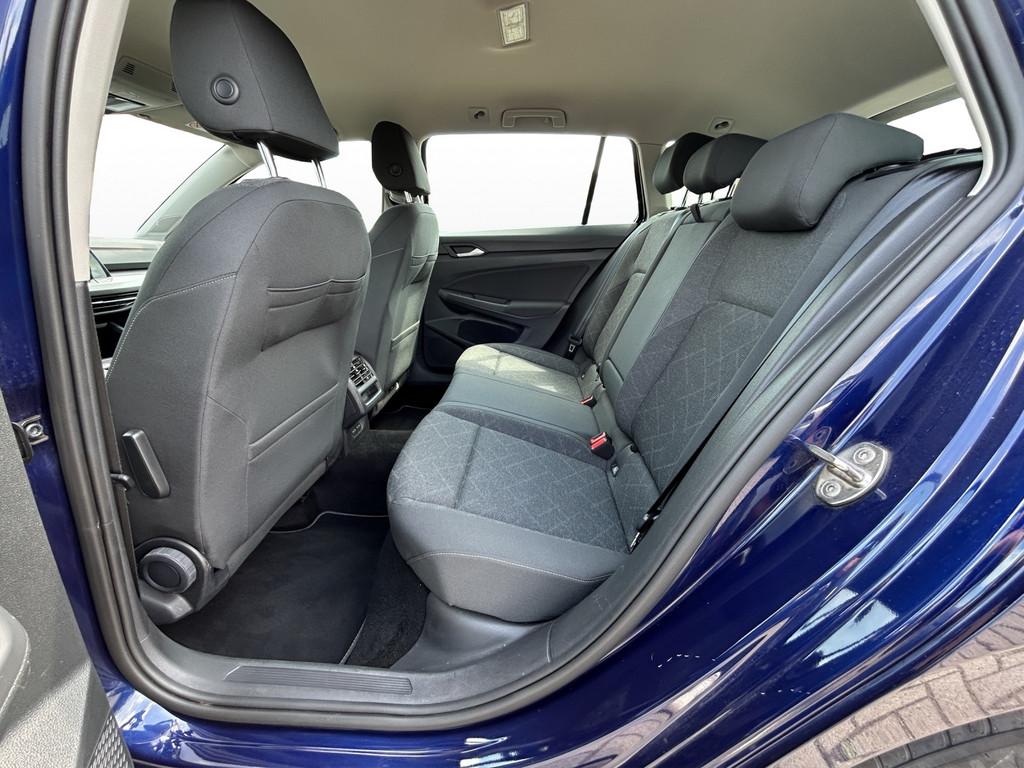 Volkswagen Golf VIII Variant Life 1.0 eTSI 81 kW DSG LED, миниатюра 16