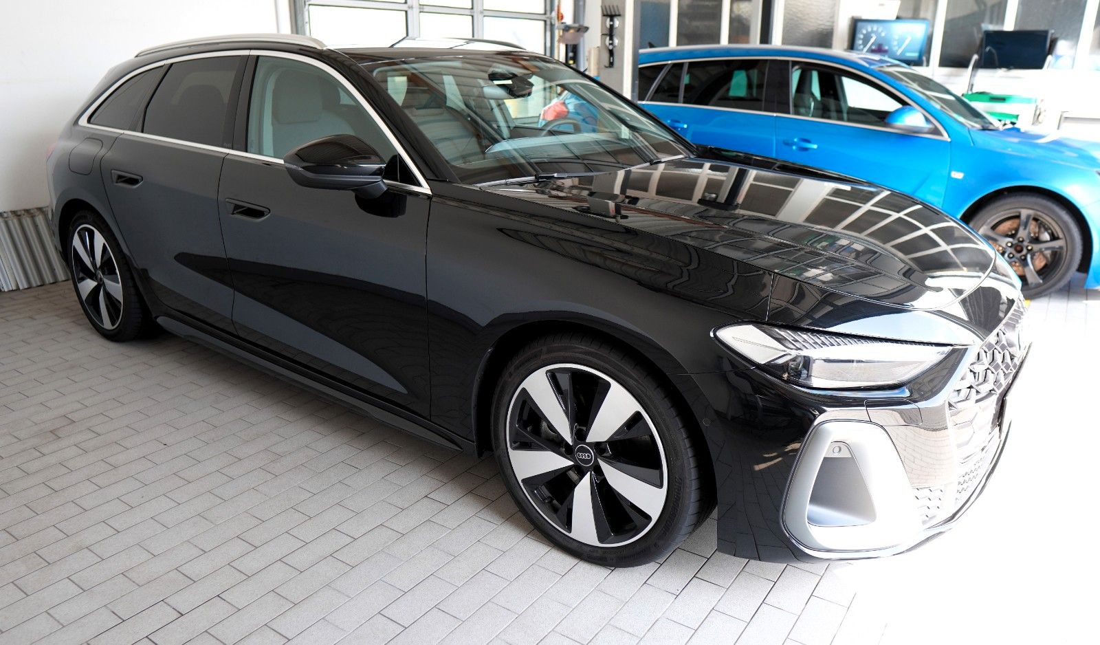 Fahrzeugabbildung Audi A5 Avant *MwSt*Autom.*Werksgarantie*S-Line*