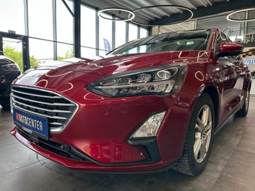 MYAUTOCENTER – Gebraucht- und Jahreswagen mit Werkstattservice in Pfaffenhofen Ford Focus Lim. *Pano*Kamera*AHK*LED*