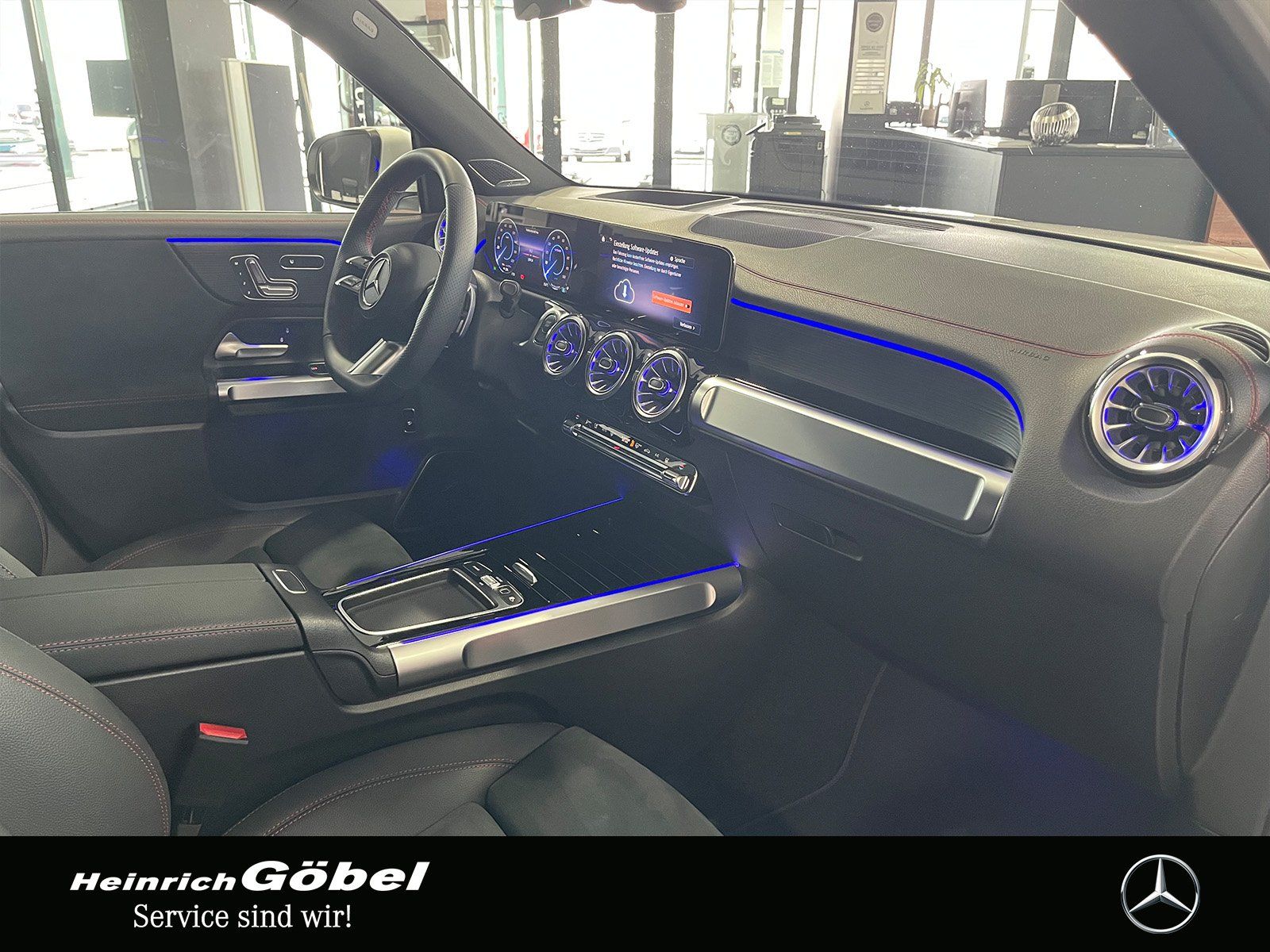 Fahrzeugabbildung Mercedes-Benz EQB 350 4M AMG+PANO+HUD+360°+CARPLAY+MEMORY+