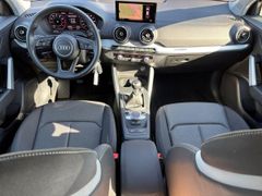 Fahrzeugabbildung Audi Q2 1.5 TSI Sport LED SHZ PDC VIRTUAL NAVI