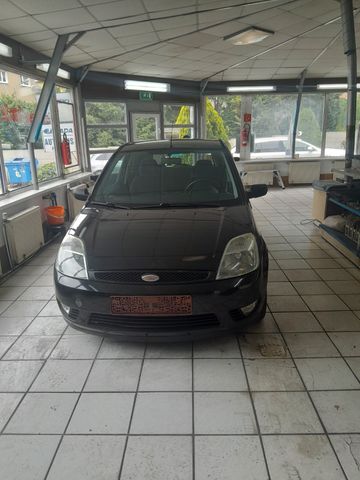 Ford Fiesta Ghia