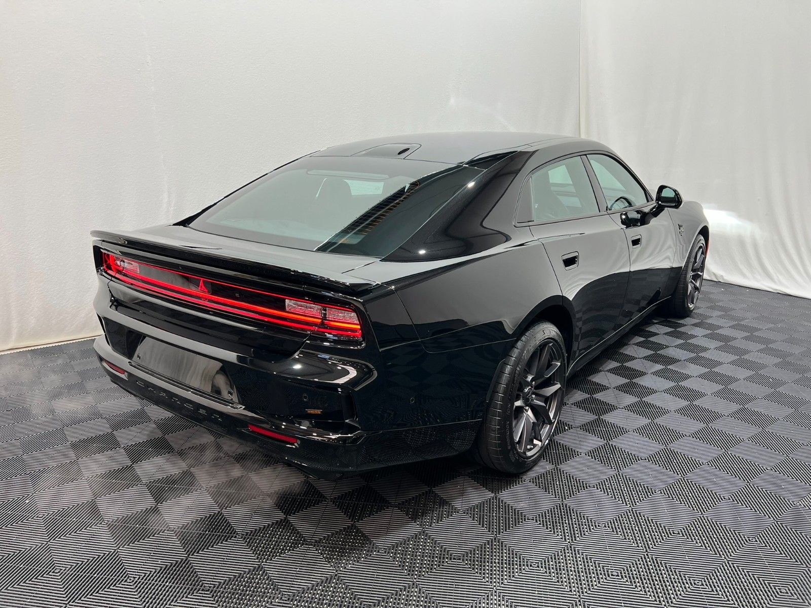 Fahrzeugabbildung Dodge Charger Scat Pack - 4 Door - SIXPACK - AWD