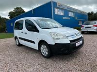 Citroën Berlingo Kombi Attraction+AHK+Allwetterreifen