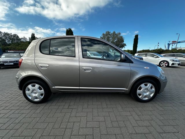Toyota Yaris  1.0 Sol