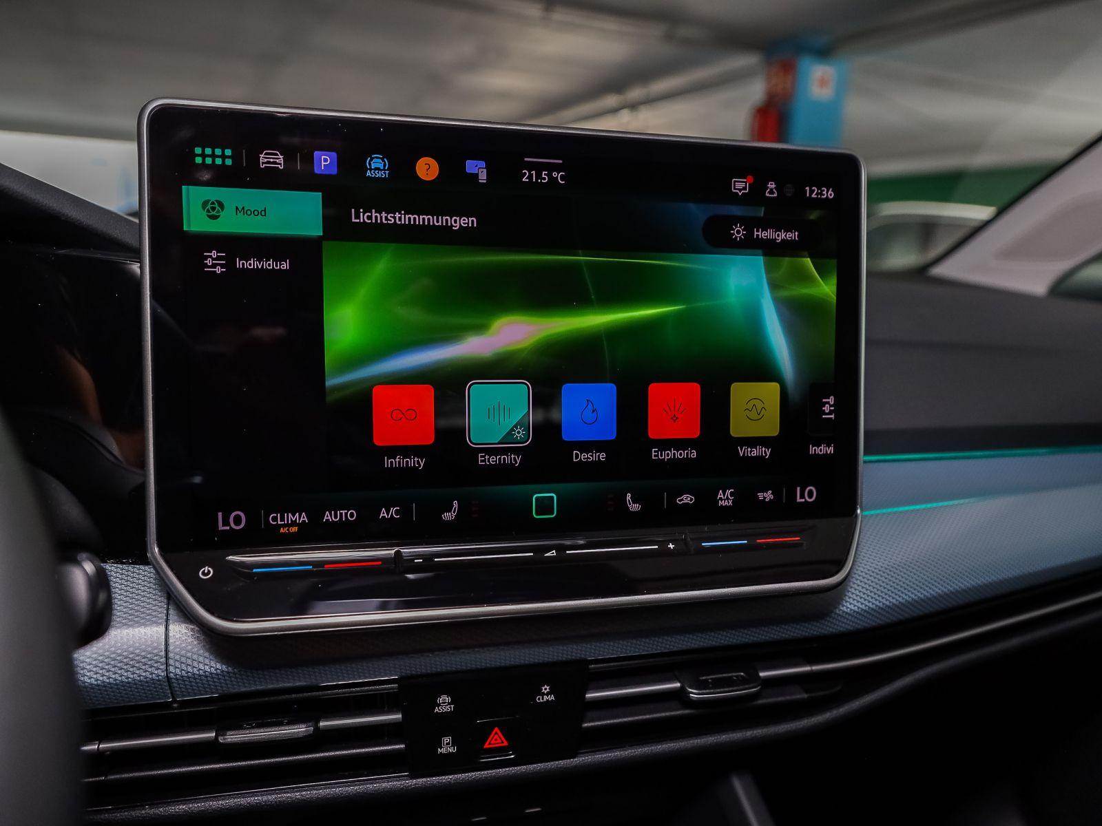 Volkswagen Golf VIII 1.5 eTSI DSG ENERGY, Navi, LED, Rückfa, миниатюра 19