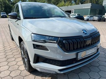 Fahrzeugverkauf 4 Skoda Karoq Sportline 1.5 Matrix+AHK+Panodach+Kamera