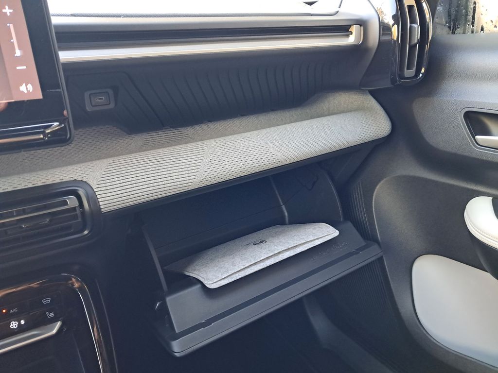 CITROEN ë-C3 MAX Allwetter Kamera MirrorLink Lenkradheiz - Bild 12