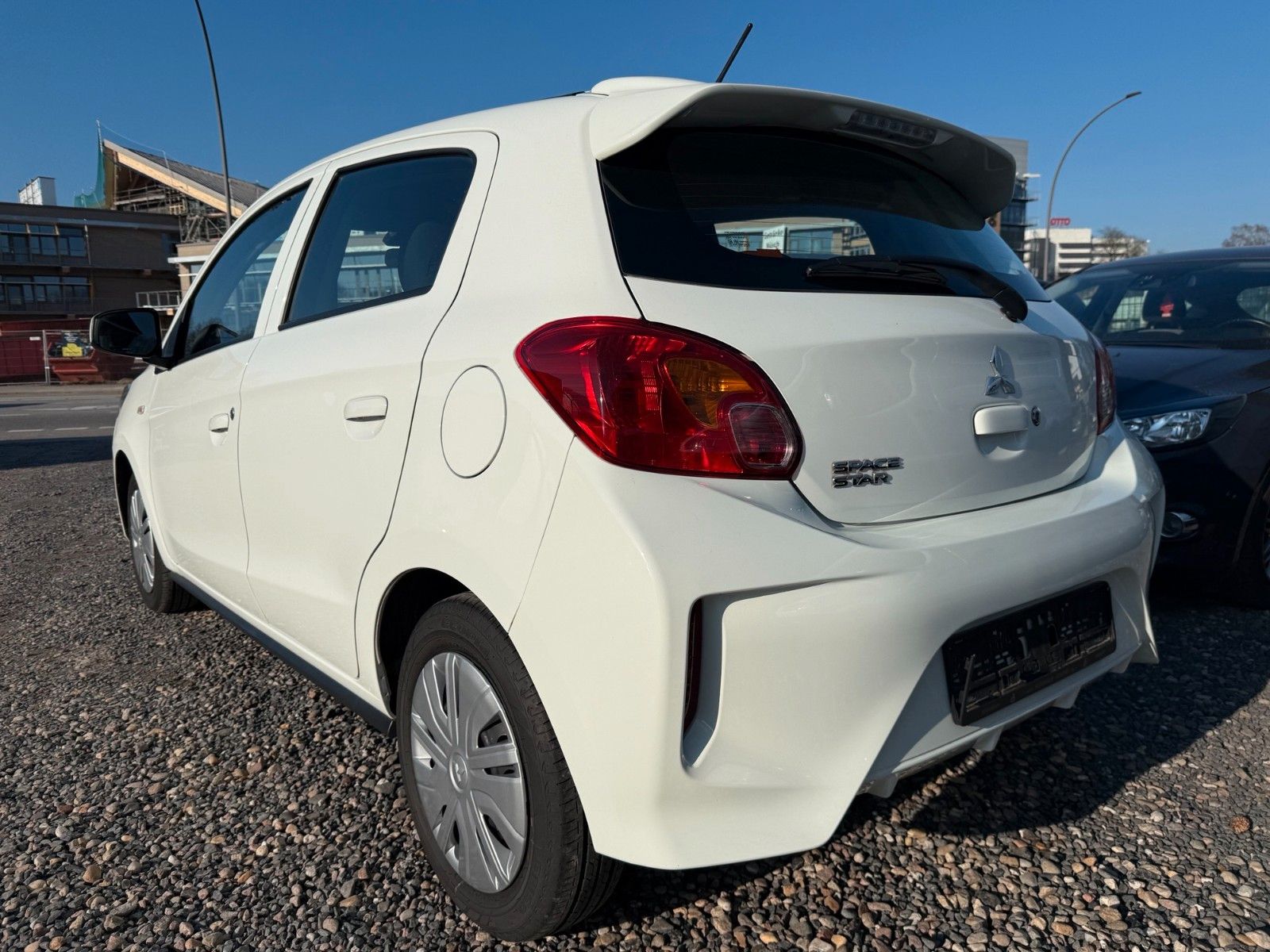 Fahrzeugabbildung Mitsubishi Space Star