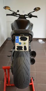 Ducati Diavel Dark Carbon - DUCATI SCHWARZ
