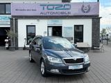 Skoda Octavia Combi Family*NAVI*DAB*TEMPO*PDC* - Skoda Octavia aus 2011: Kombi