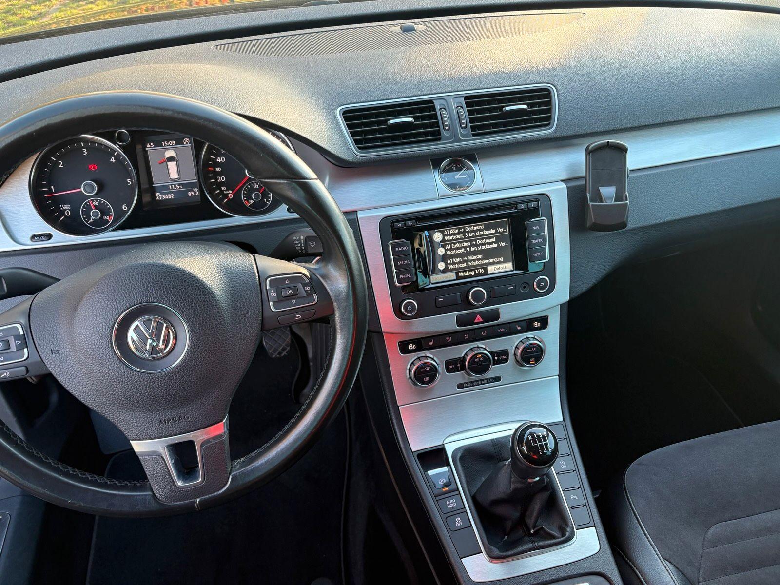 Volkswagen Passat 2014 — photo 8