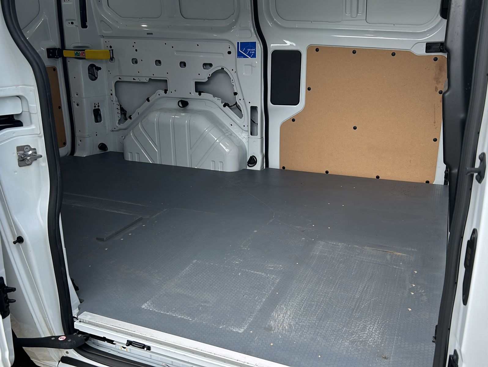 Fahrzeugabbildung Ford Transit Custom 280 L1H1 Trend