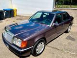 Mercedes-Benz W124 300 Turbo Diesel H-Zula... - Mercedes-Benz 300 mit Diesel-Antrieb: Turbo