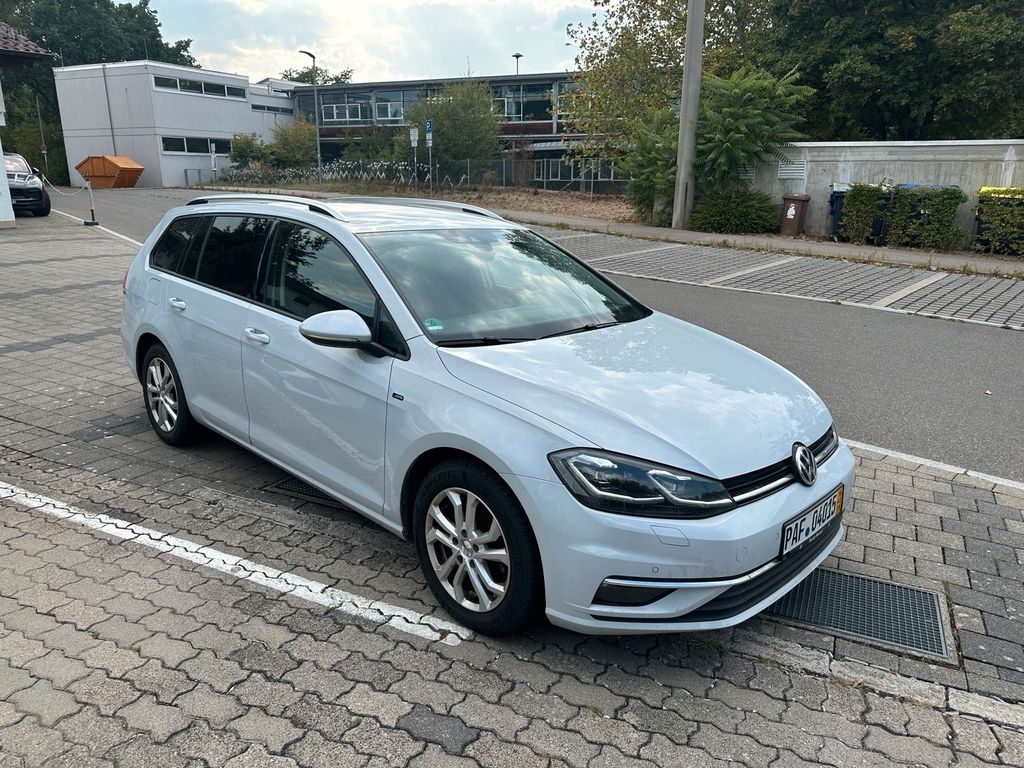 Image of Volkswagen Golf