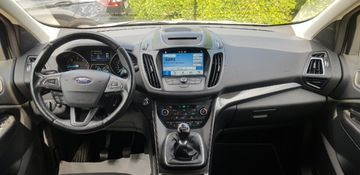 Fahrzeugabbildung Ford Kuga Titanium