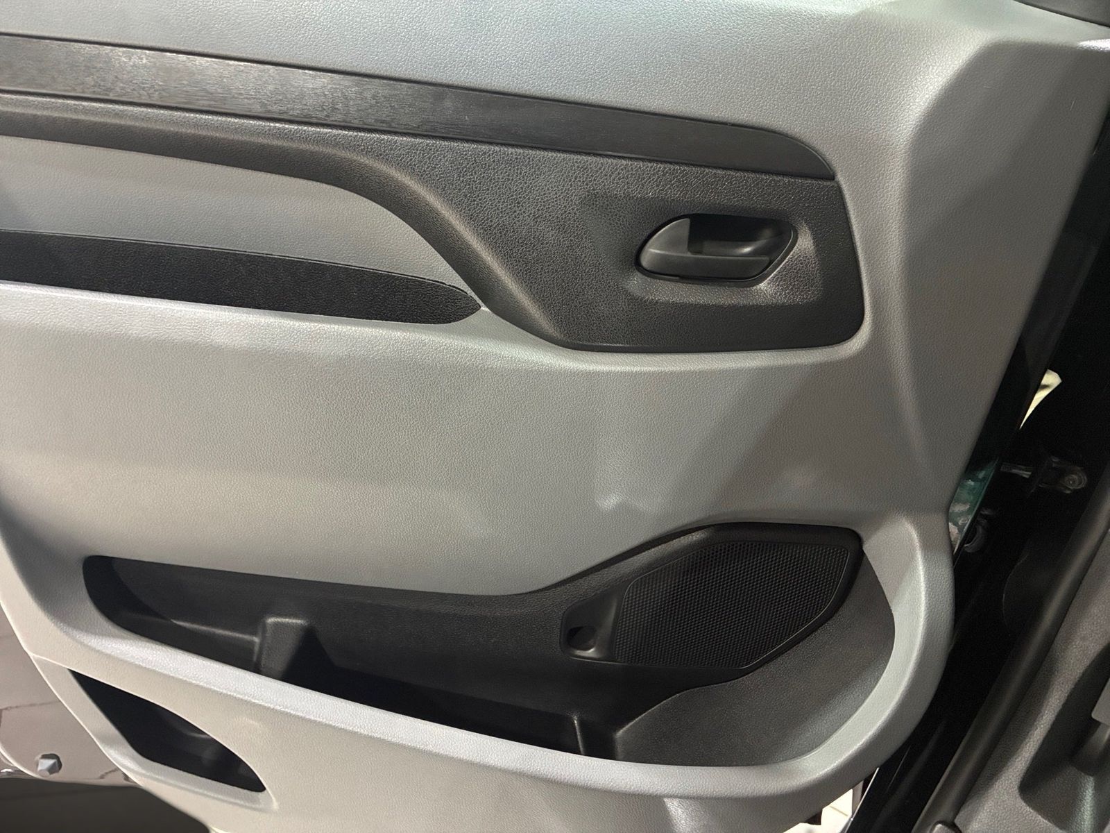 Fahrzeugabbildung Opel Vivaro Kombi 1.5 D PDC,Klima, 9-Sitzer