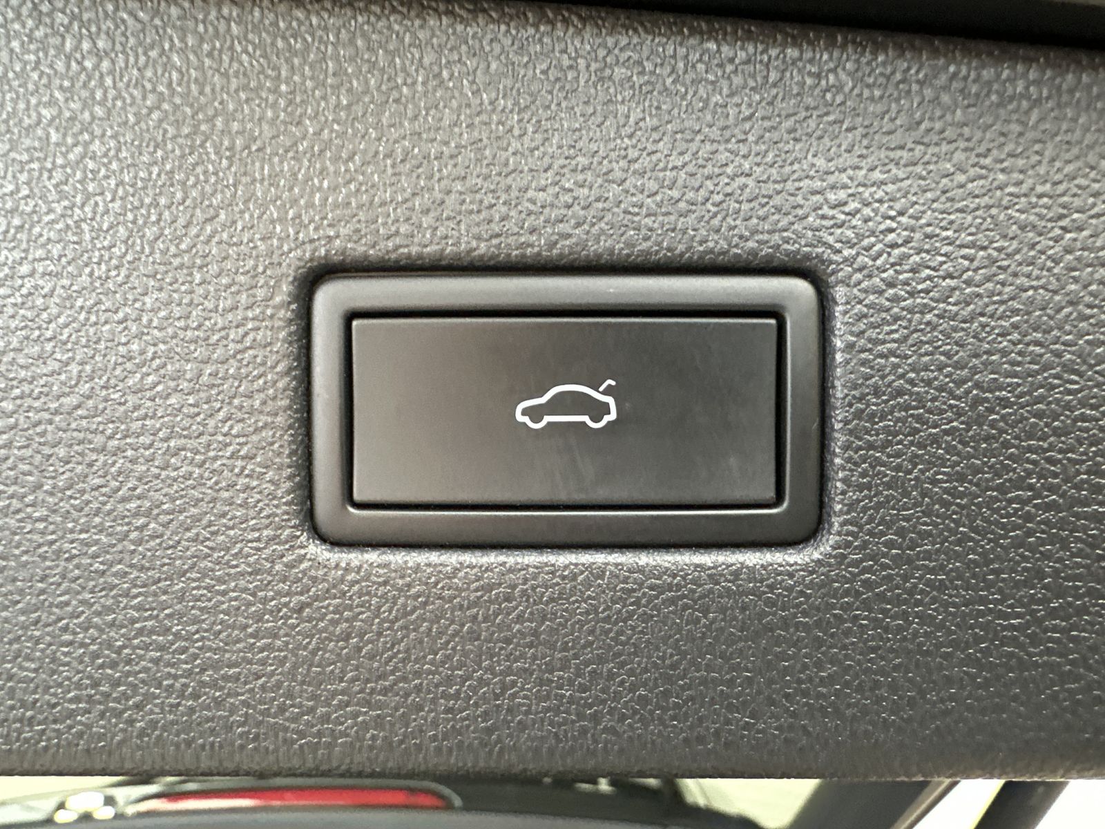 Fahrzeugabbildung Volkswagen Tiguan Allspace 2.0 TDI DSG CL NAV+LED+ACC+KAM