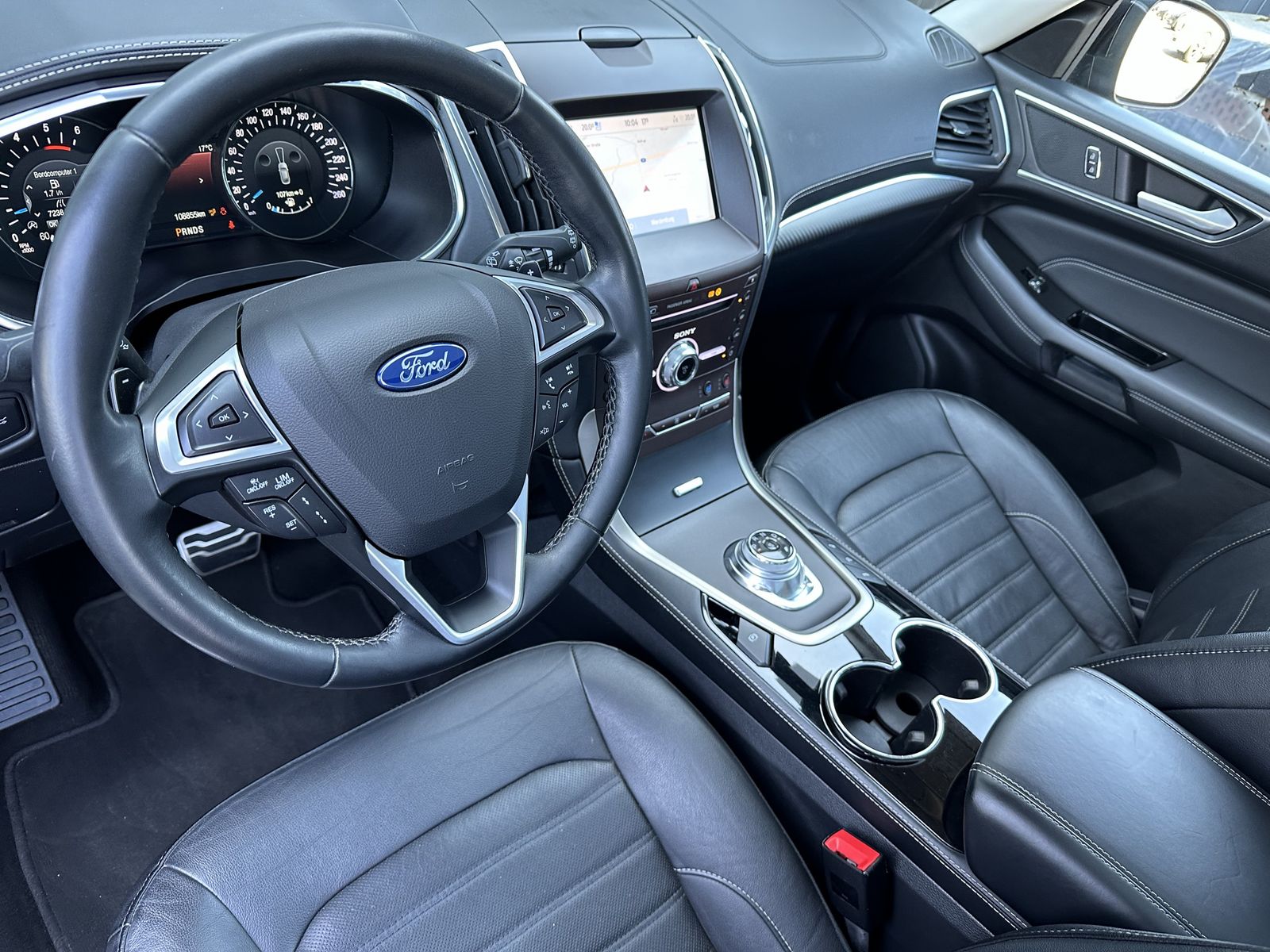 Fahrzeugabbildung Ford Galaxy 2.0 Bi-Turbo 7-Sitzer NAV+LED+PANO+KAMERA