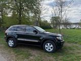 Jeep Grand Cherokee Laredo 3.6 V6 Automatik Laredo - Jeep Grand Cherokee in Stuttgart