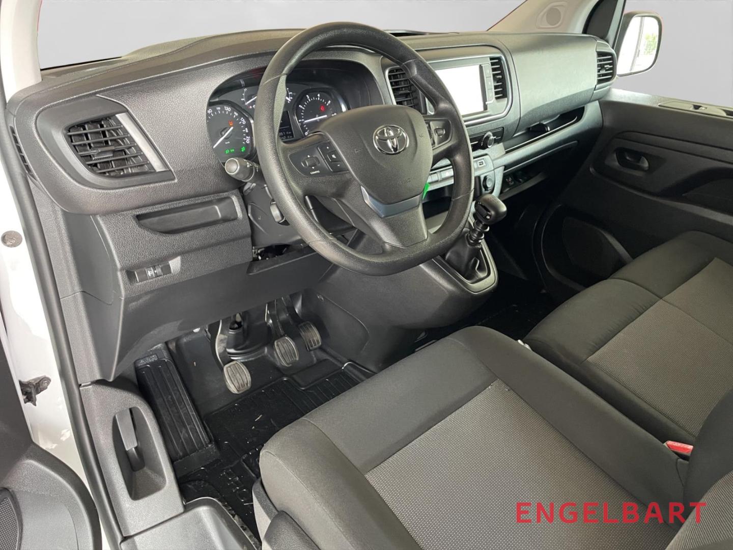 Toyota Proace 2.0 D-4D L2 Meister AHK PDC vorne + hinte