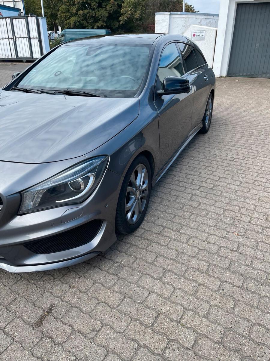 Mercedes-Benz CLA 200 Shooting Brake