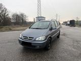 Opel Zafira 1.8 16V Elegance - Opel Zafira Elegance mit Benzin-Antrieb