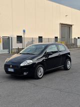Fiat Grande Punto 1.3 Multijet 75CV - gebrauchte Fiat Grande Punto aus dem Jahr 2005