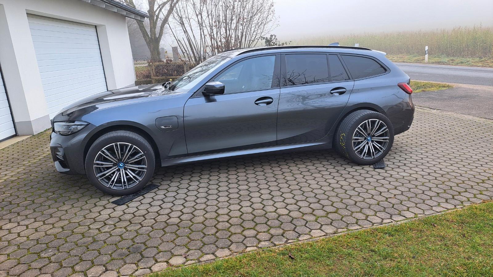 BMW 320e Touring M Paket, Automatic, 1.Hd. Panorama