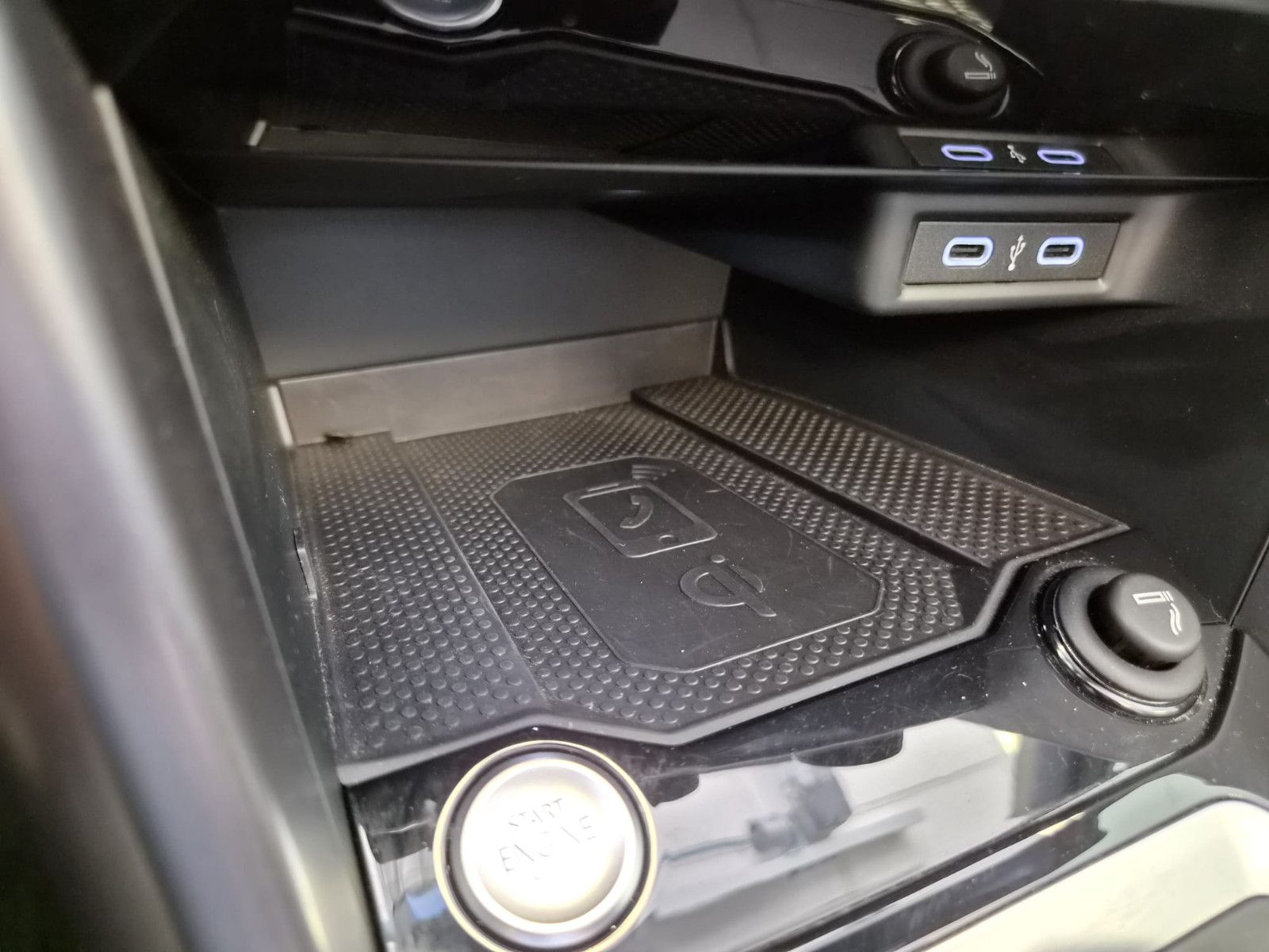 Fahrzeugabbildung Volkswagen T-Roc Cabriolet Style/KLIMA/SCHECKHEFT