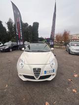 Alfa Romeo MiTo 1.4 T 120 CV GPL Distinctive Spo - Alfa Romeo MiTo mit Panoramadach