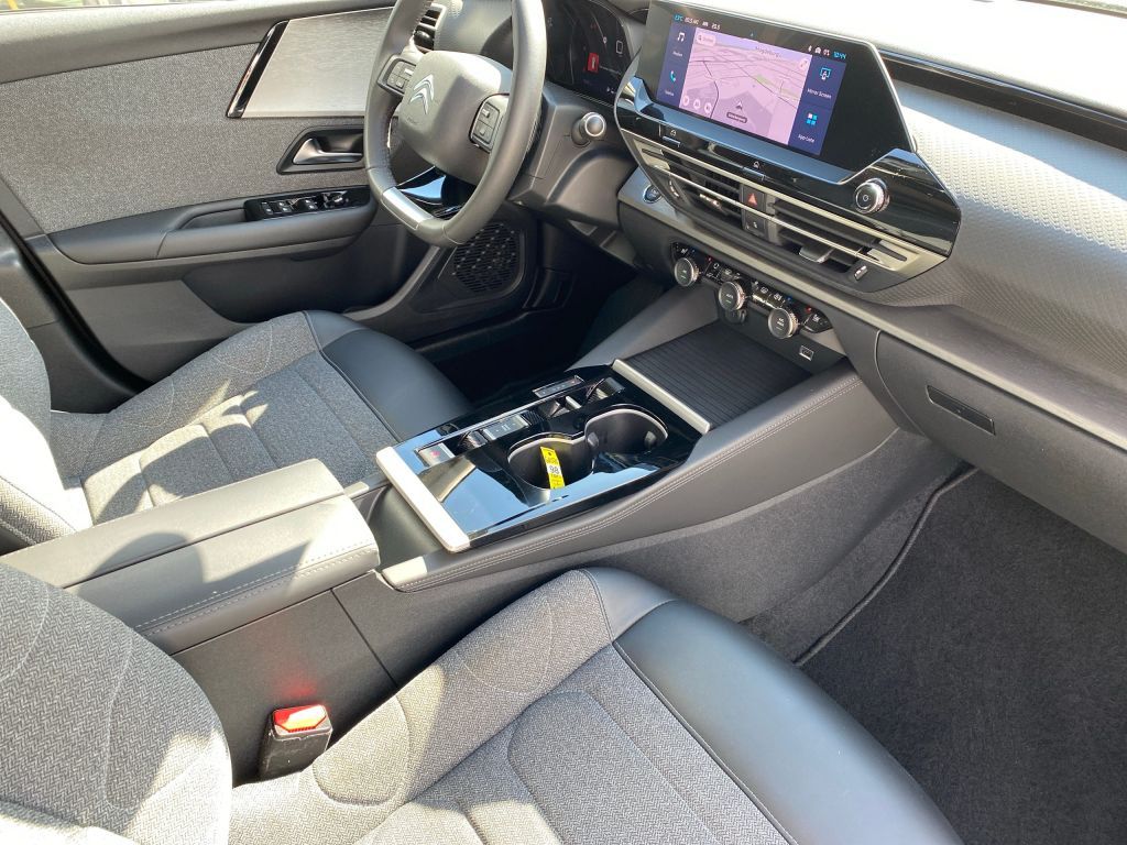 Fahrzeugabbildung Citroën C5 X 130 Automatik FEEL PACK *ACC*Navi*19Zoll*