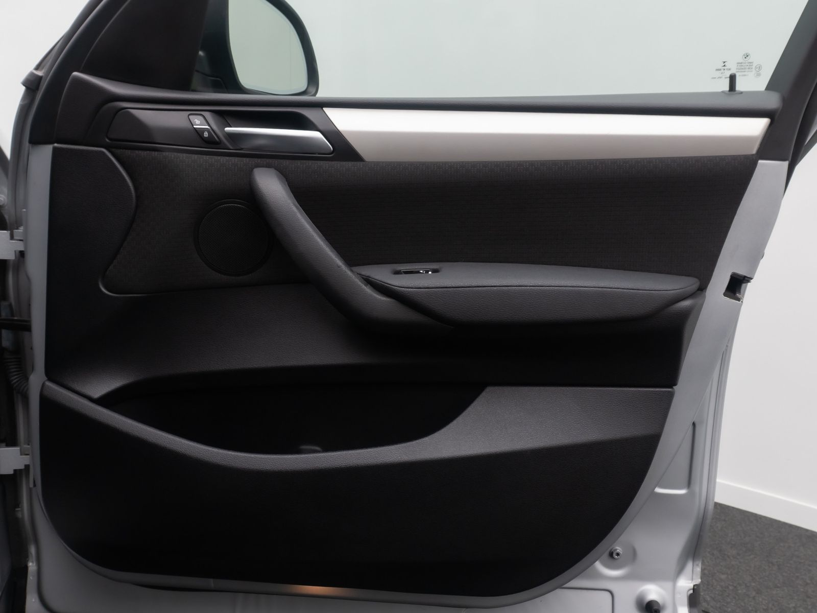 Fahrzeugabbildung BMW X3 xD20d Xenon GeschwindigReg PDC FernlichtAssis