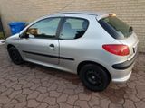 Peugeot 206 Petit Filou 75 Petit Filou - Peugeot 206: Petit Filou