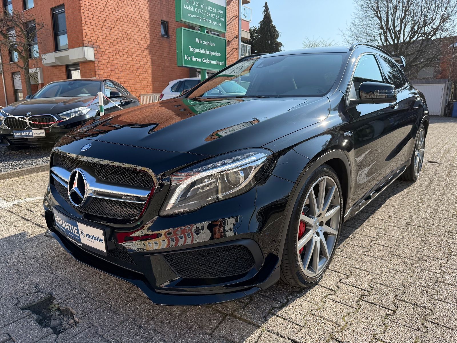 Fahrzeugabbildung Mercedes-Benz GLA 45 AMG 4Matic AERO KIT PANORAMA KLAPPE