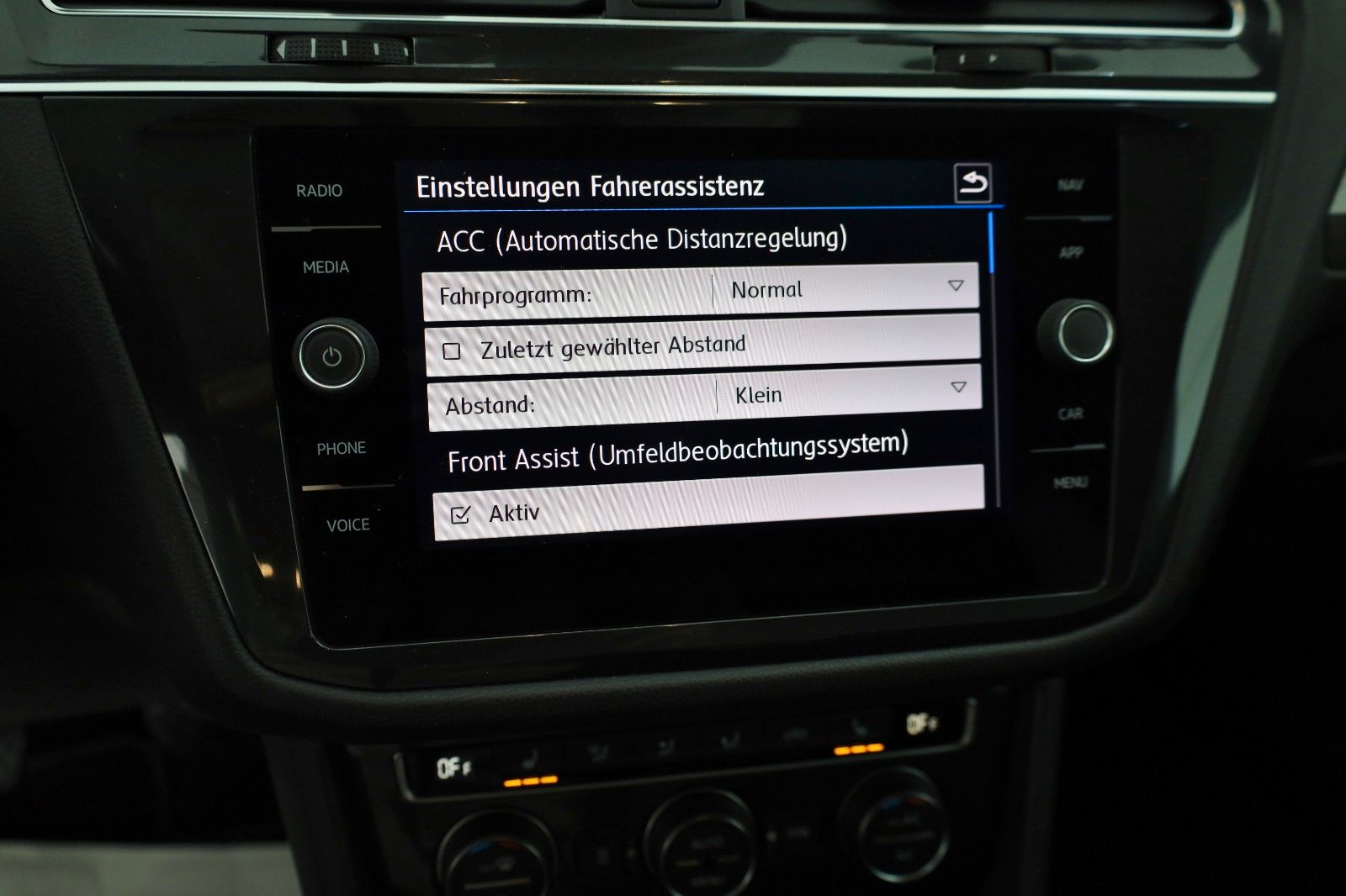Fahrzeugabbildung Volkswagen Tiguan Allspace Comfortline,Navi,SH,ACC,AHK,+WR