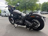 Harley-Davidson STREET BOB*JEKILL*MATT*FXBB*VIELE EXTRAS - Motorräder in Münster