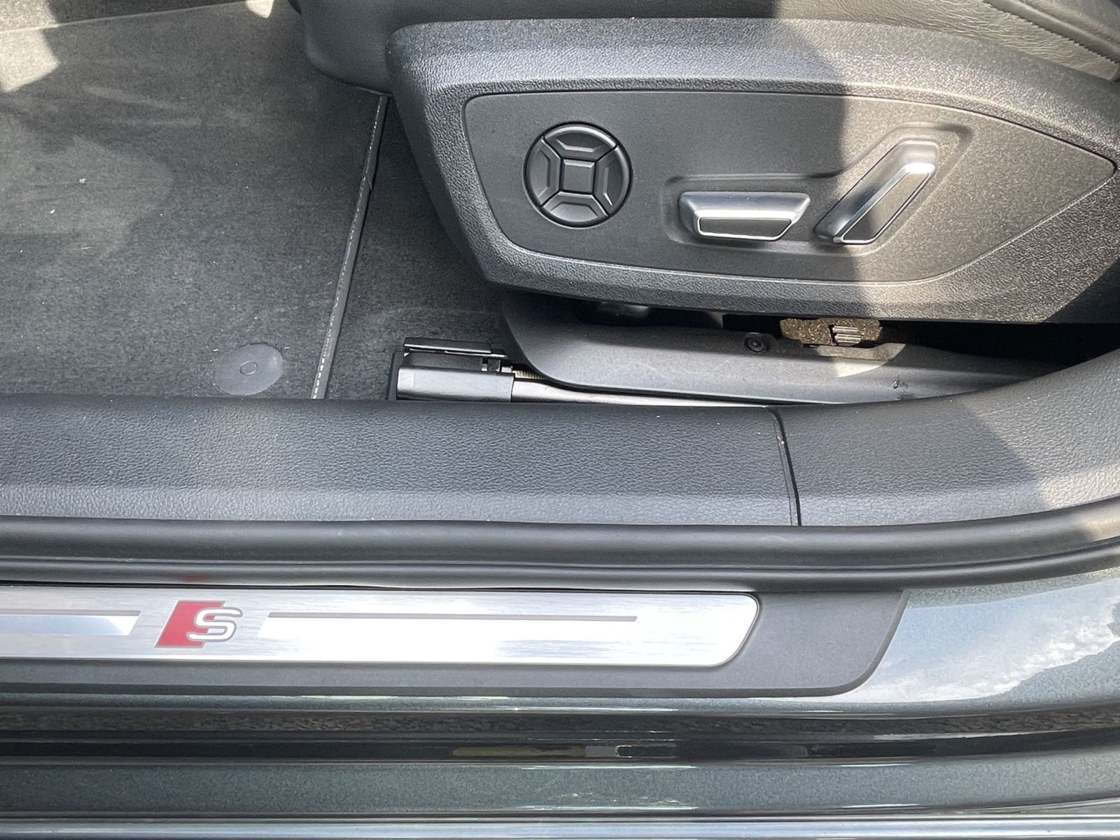 Audi S6 - Bild 24