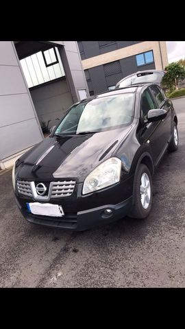 Nissan Auto  NISSAN QASHQAI 2,0 l DIESEL