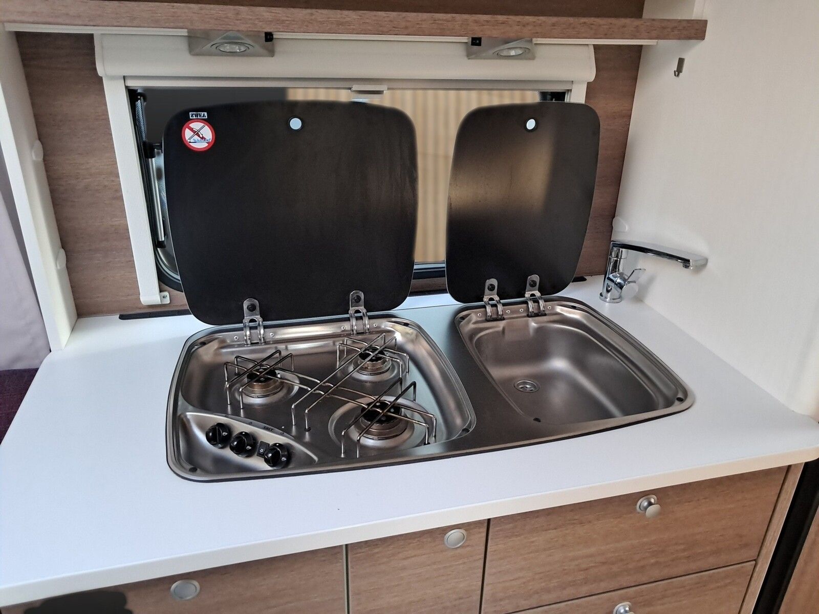 Fahrzeugabbildung Dethleffs Summer Edition 515 FR Mover,Markise