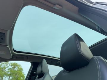 Nissan Qashqai 1.3 DIG-T Premier Limited Edit158PS NAVI