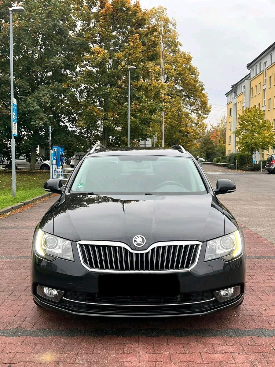 Skoda Superb 2013 — фото 6