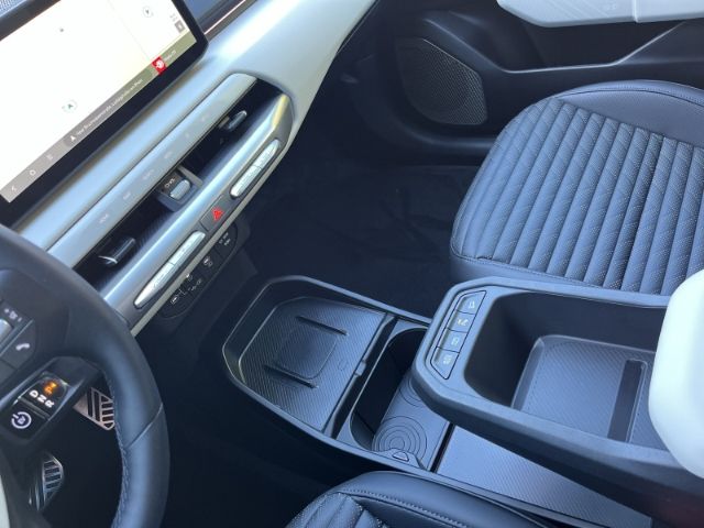 Fahrzeugabbildung Kia EV4 81,4 kWh GT-LINE *PANORAMADACH*DRIVEWISE-PAR