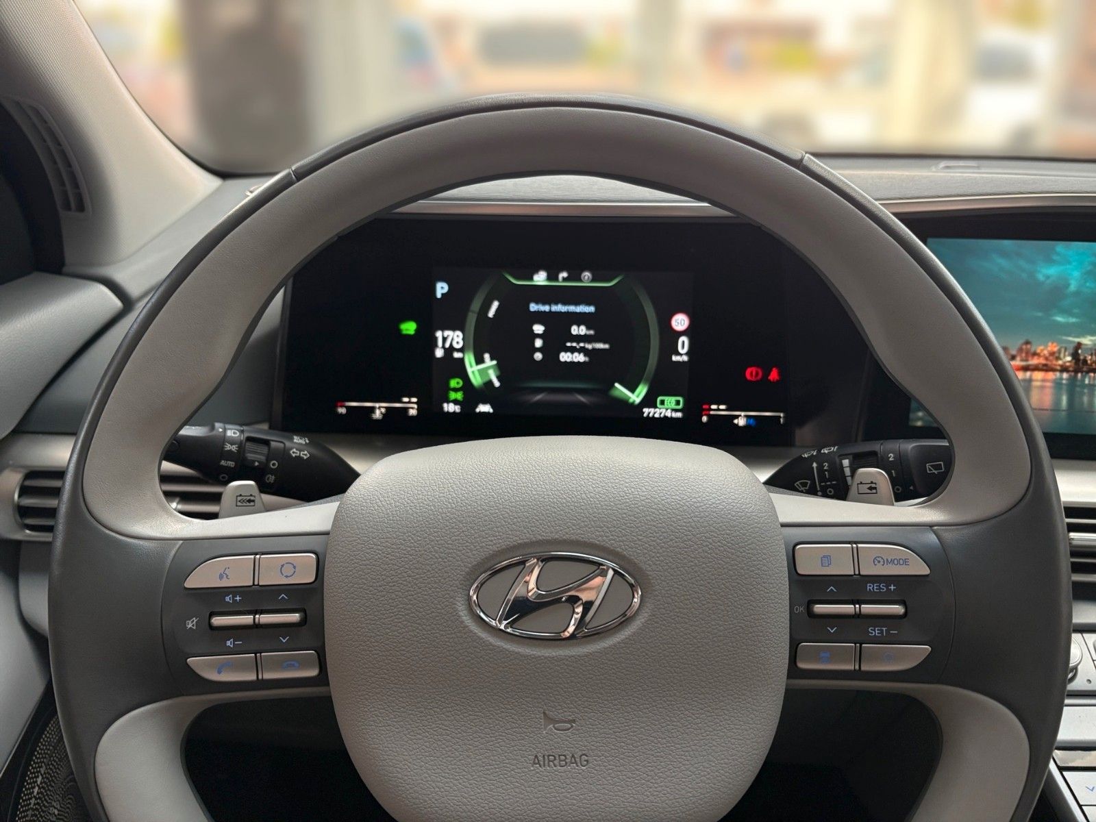 Fahrzeugabbildung Hyundai Nexo *WASSERSTOFF*