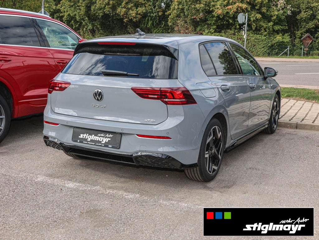 Volkswagen Golf VIII R-line 1.5 eTSI DSG ACC AHK LED NAVI foto 3