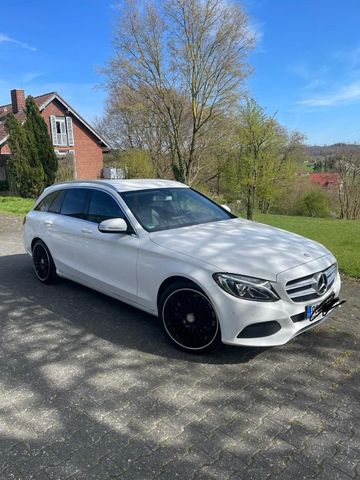 MERCEDES-BENZ Mercedes Benz, C 220