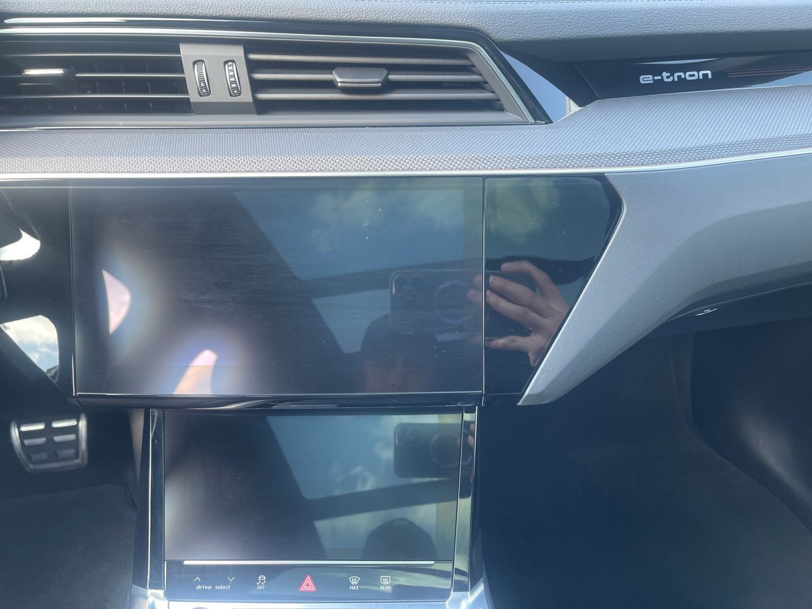 Audi Q8 e-tron - Bild 11