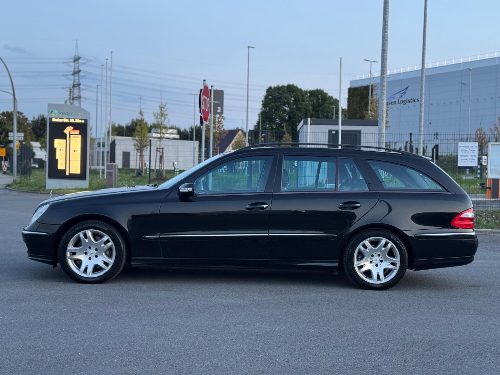 Mercedes-Benz E350 2005 — engine 3.498 cm³, 272 HP (200kW)